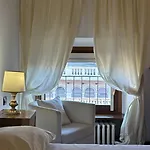 Piazza Erbe 아파트 베로나