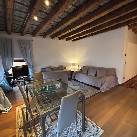 Apartament Piazza Erbe Werona