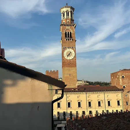 Piazza Erbe Apartament