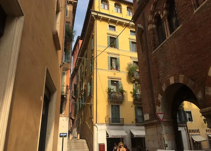 Piazza Erbe Апартаменты *