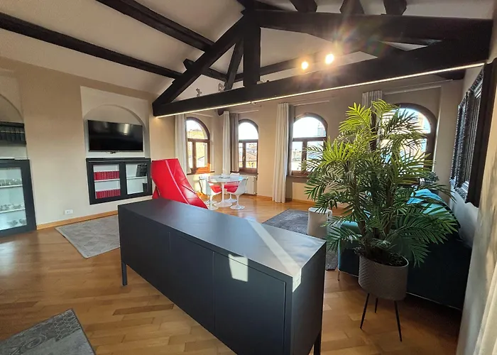 Апартаменты Piazza Erbe Верона