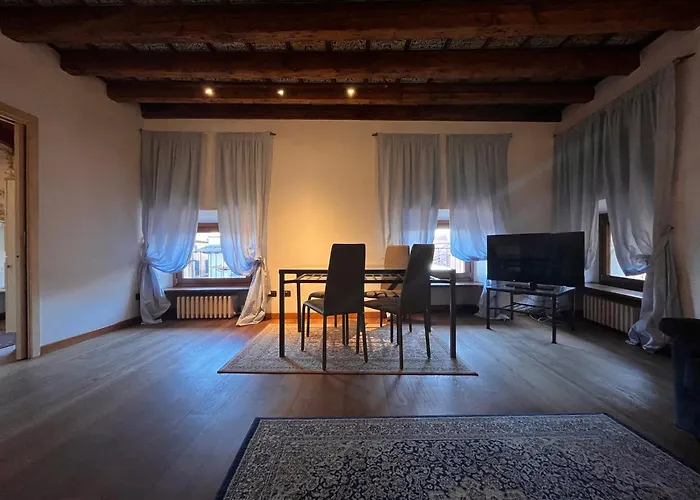 Piazza Erbe Apartmán *